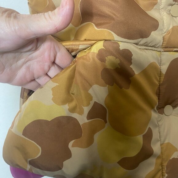 Free Assembly Womens XS Puffer Vest Camouflage & Pink Lightweight - Picture 4 of 9